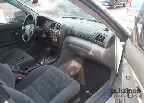 2000 Subaru Outback z USA, uszkodzony, nr VIN 4S3BH665XY7617724